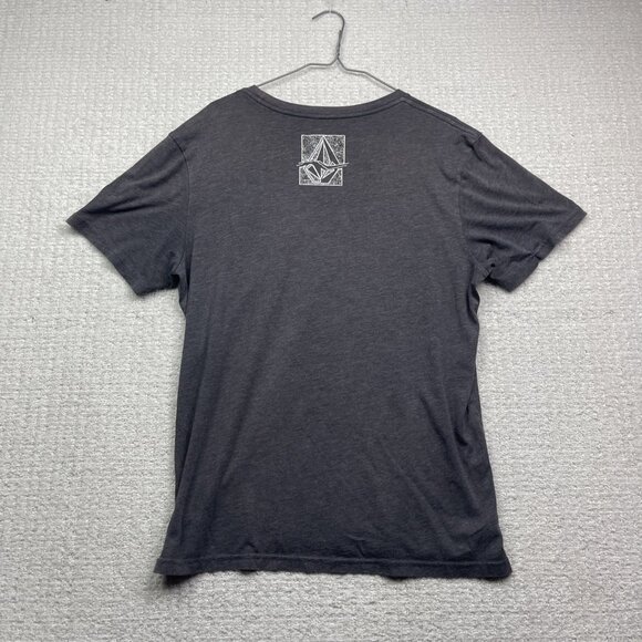 Y2K Volcom Stone Big Distressed Logo Skater Tee Adult Size L Modern Fit Read - Picture 15 of 16